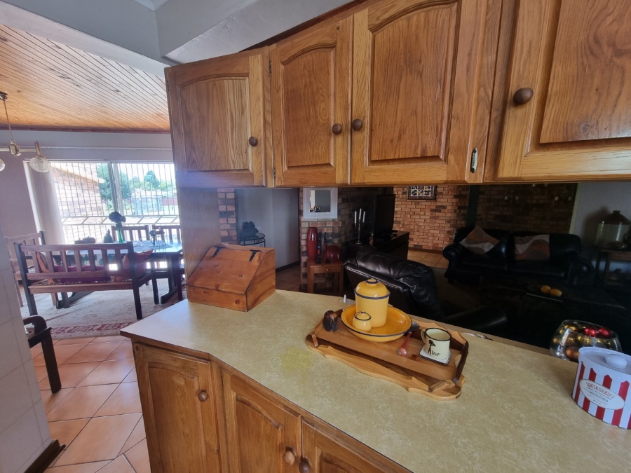 To Let 3 Bedroom Property for Rent in La Provance Free State